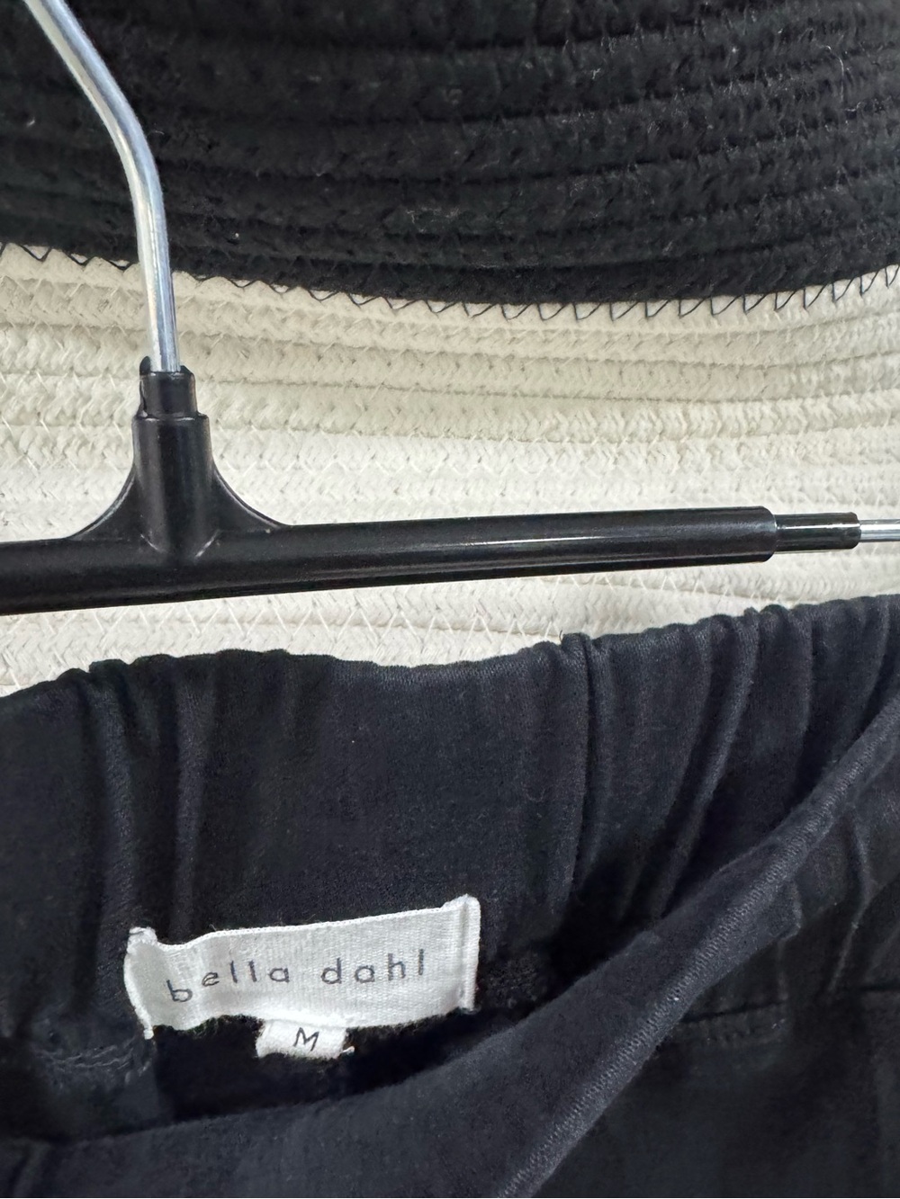 Bella Dahl Black Drawstring Jogger Pants | Soft Tencel Blend | Size M - Picture 4 of 5